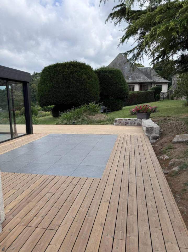 Réalisation de terrasse extérieure Lempdes